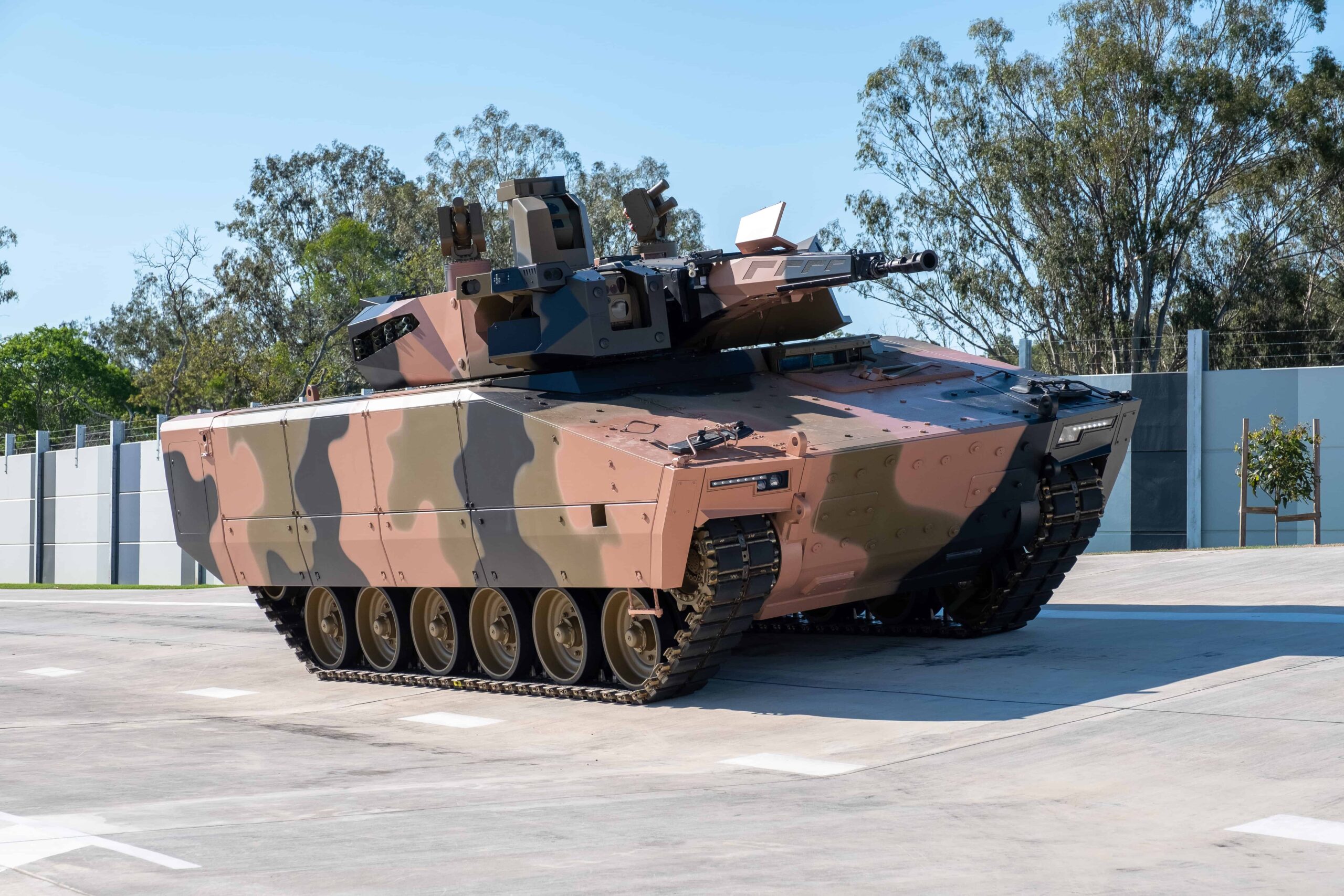 Lynx KF41 Infantry Fighting Vehicle unveiled for Australian Land 400