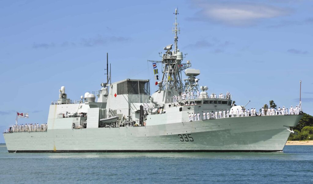 HMCS_Calgary_Halifax_class_frigate