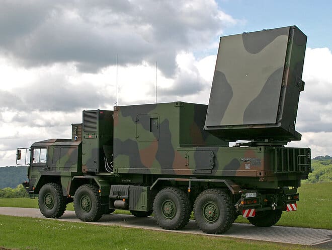 Artillery_location_radar_COBRA_of_the_German_army_in_field