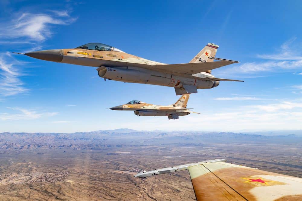 Top-Aces-F-16s-over-Arizona-Photo-James-DeBoer