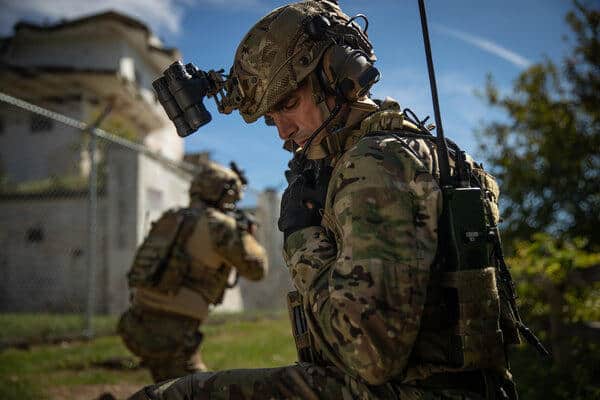 Galvion Batlskin Caiman ballistic helmet