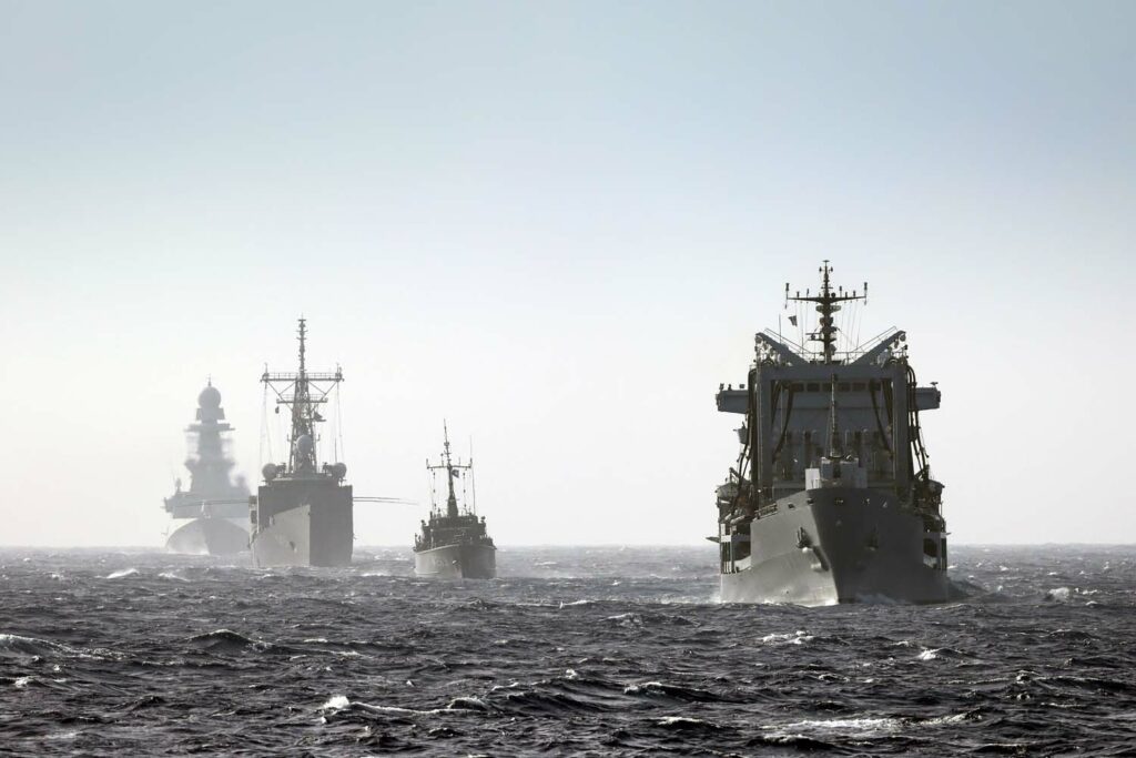 HMS Duncan’s NATO Task Group Clears Through Simulated Minefield
