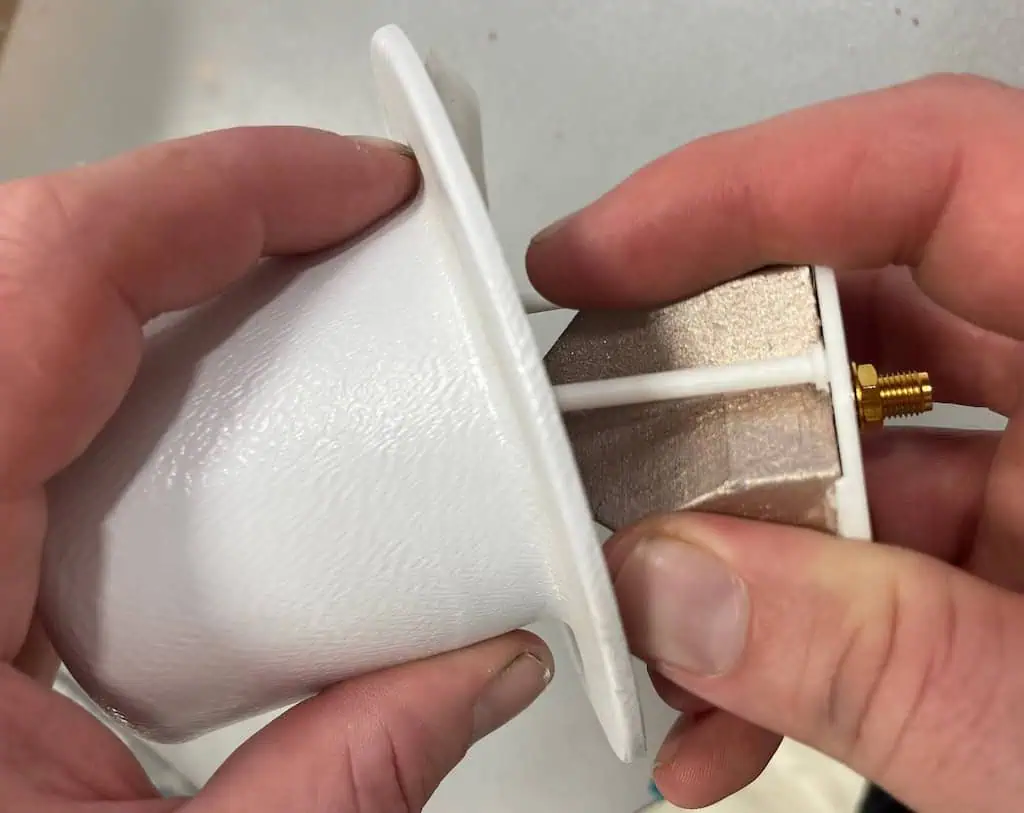 UAV Antenna Launched to Enable Drone Swarm Jamming