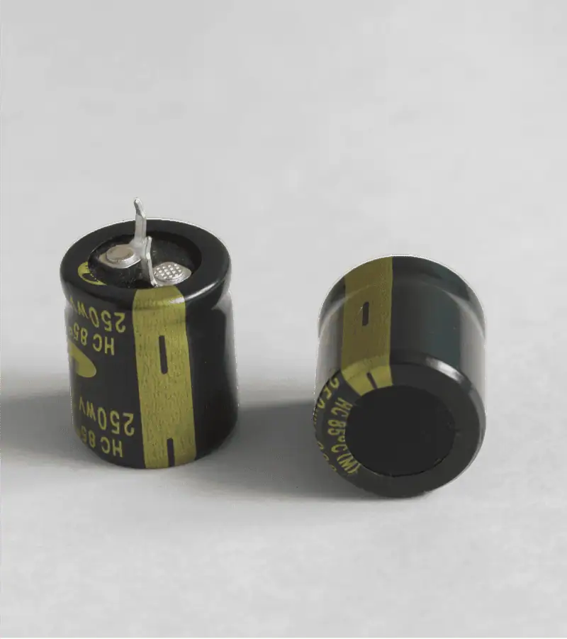 Ligna Energy Explores the Differences Between Supercapacitors & Batteries