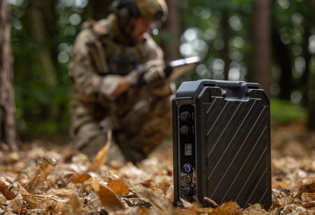 UK Connect Defence Unveils Deployable 5G & LEO Satellite Rapid Broadband Kit