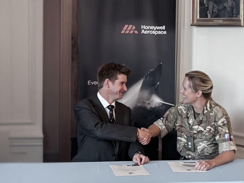 Honeywell Aerospace Signs UK Armed Forces Covenant to Expand Veteran & Reservist Careers